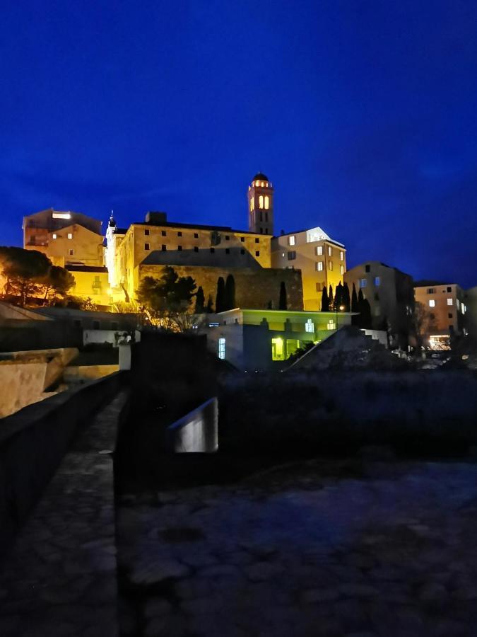 Cosy Avec Vue Sur La A Bastia 60 M²